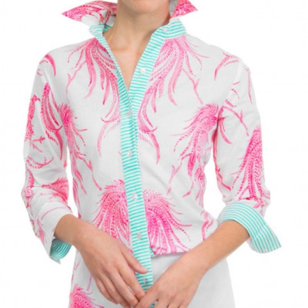 Gretchen Scott Boyfriend Shirt in a vibrant pink bird print Size M